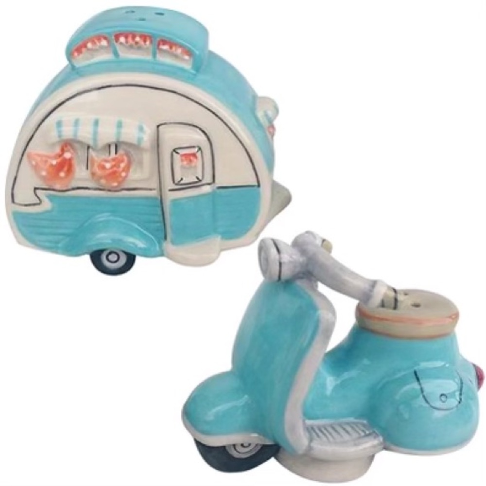 NWT NIB Blue Sky Clayworks Teal Retro Camper and Scooter Salt & Pepper Shake…